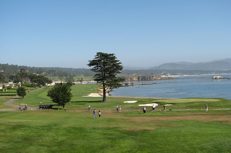 The 18th hole at Pebble Beach Golf Links &mdash; the reference image